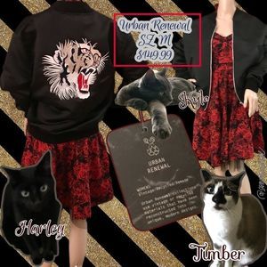 NWT $149 Urban Outfitters | Urban Renewal | Embroidered | Lion Zip Bomber Jacket